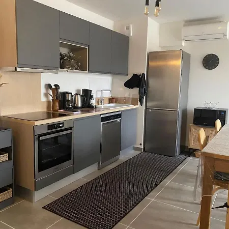 Appartement Spacieux Et Moderne Dans Résidence Vias